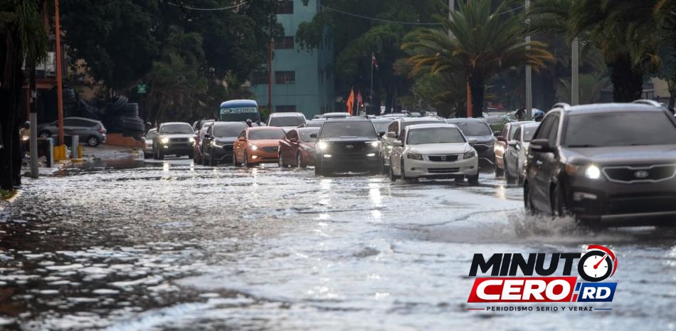 Indomet advierte fuertes aguaceros para esta tarde; COE activa alerta en 24 provincias