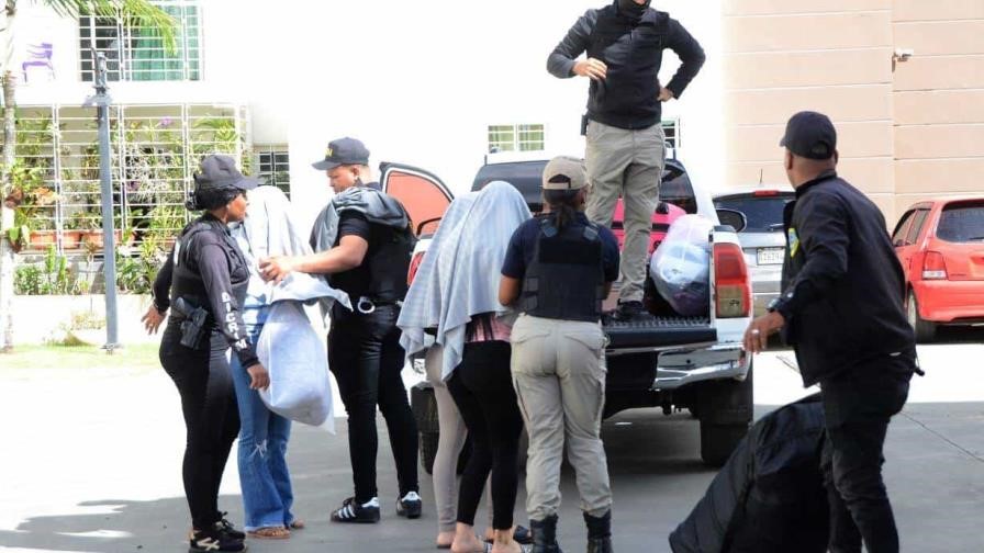 Santiago: Ubican colombianas «víctimas» red trata personas imagen
