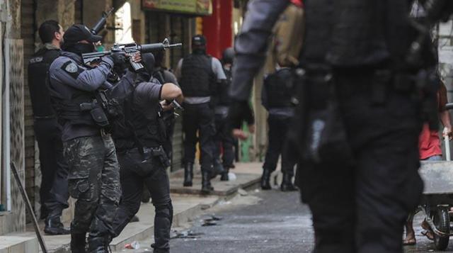 BRASIL: Al menos 25 muertos tras sangrienta intervención policial
